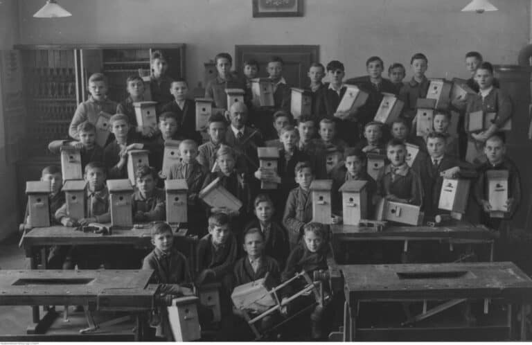 Jak uczyli się wybitni pisarze?